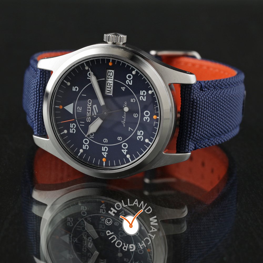 Montre Seiko 5 Sports SRPH31K1 Seiko 5 - ʻFliegerʼ • EAN: 4954628243607 •  Montre.be